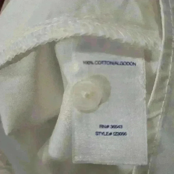 White cotton blouse, Izod, sz s/p - Picture 6 of 14